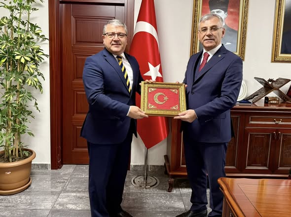 575096304 838411328560134 5811622163874668038 n