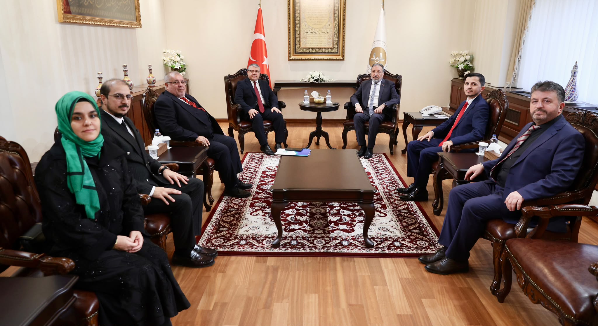 PROF. DR. SAFİ ARPAGUŞ MİL-DİYANET SEN HEYETİNİ KABUL ETTİ